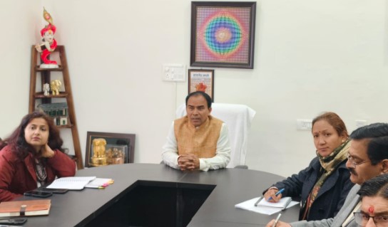 लम्बे समय से गैरहाजिर शिक्षकों पर होगी कार्रवाई- डॉ. धन सिंह रावत