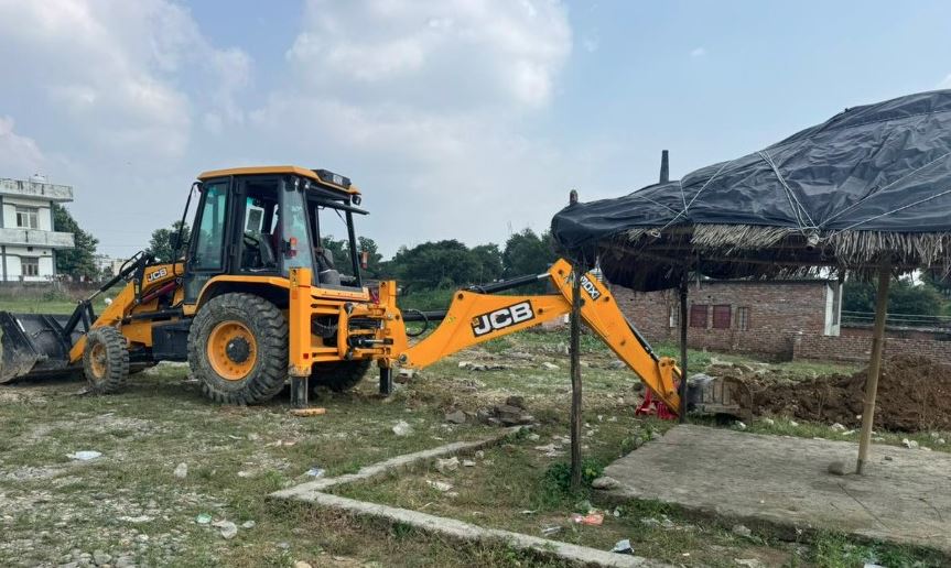 शहर में अवैध निर्माणों पर एमडीडीए का बुलडोजर, व्यावसायिक और आवासीय संपत्तियाँ सील।