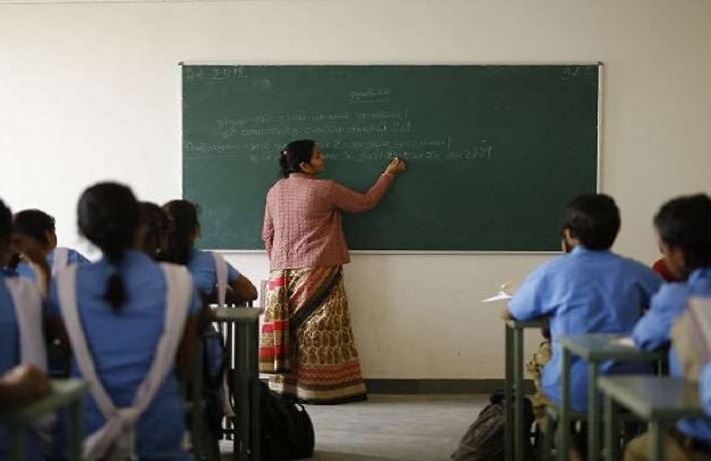 तबादला प्रक्रिया पर सस्पेंस जारी, शिक्षा विभाग को प्राप्त हुए 3,000+ आवेदन।