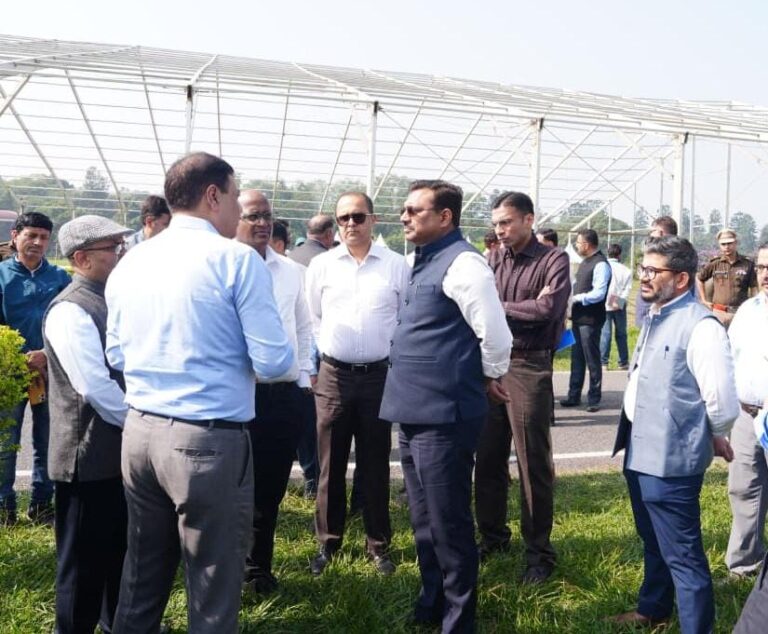 मुख्य सचिव आनन्द बर्द्धन ने देहरादून स्थित FRI परिसर में रजत जयंती समारोह की तैयारियों की स्थिति परख़ी।