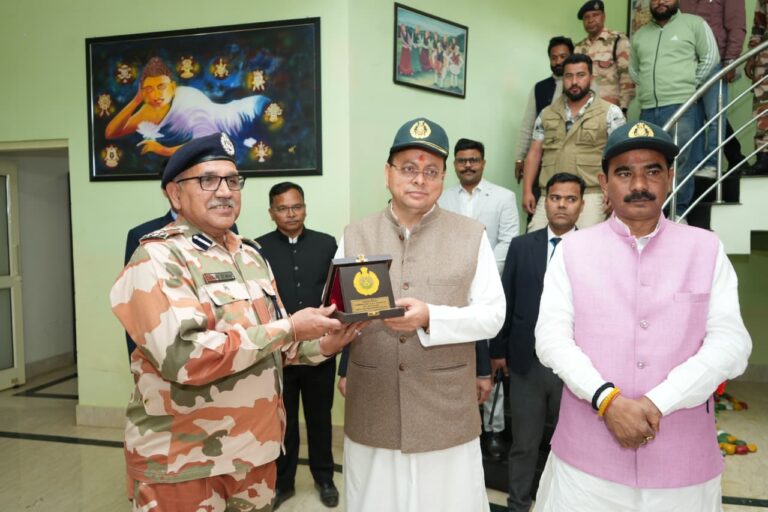 हिमवीरों के संग रंगों का उत्सव: मुख्यमंत्री धामी ने आईटीबीपी जवानों का बढ़ाया मनोबल