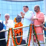 मुख्यमंत्री पुष्कर सिंह धामी ने एमडीडीए कॉम्प्लेक्स में स्व. हेमवती नंदन बहुगुणा की 107वीं जयंती पर उनकी प्रतिमा पर माल्यार्पण कर श्रद्धांजलि दी।