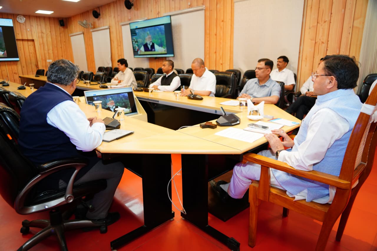 चारधाम यात्रा 2026 को पूरी तरह प्लास्टिक मुक्त बनाने का ऐतिहासिक पहल , ड्रोन से होगी कूड़ा और प्लास्टिक वेस्ट की मॉनिटरिंग