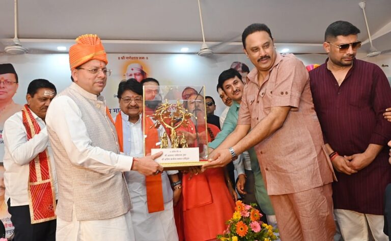 मुख्यमंत्री पुष्कर सिंह धामी ने हरिद्वार में नव निर्मित आनंद धर्मशाला ट्रस्ट का किया लोकार्पण