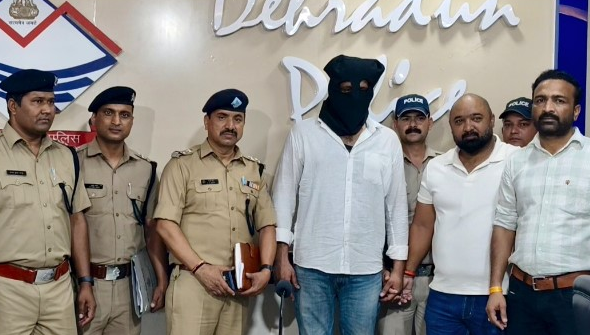 1 वर्ष पूर्व युवक की हत्या करने वाला सुपारी किलर गिरफ्तार