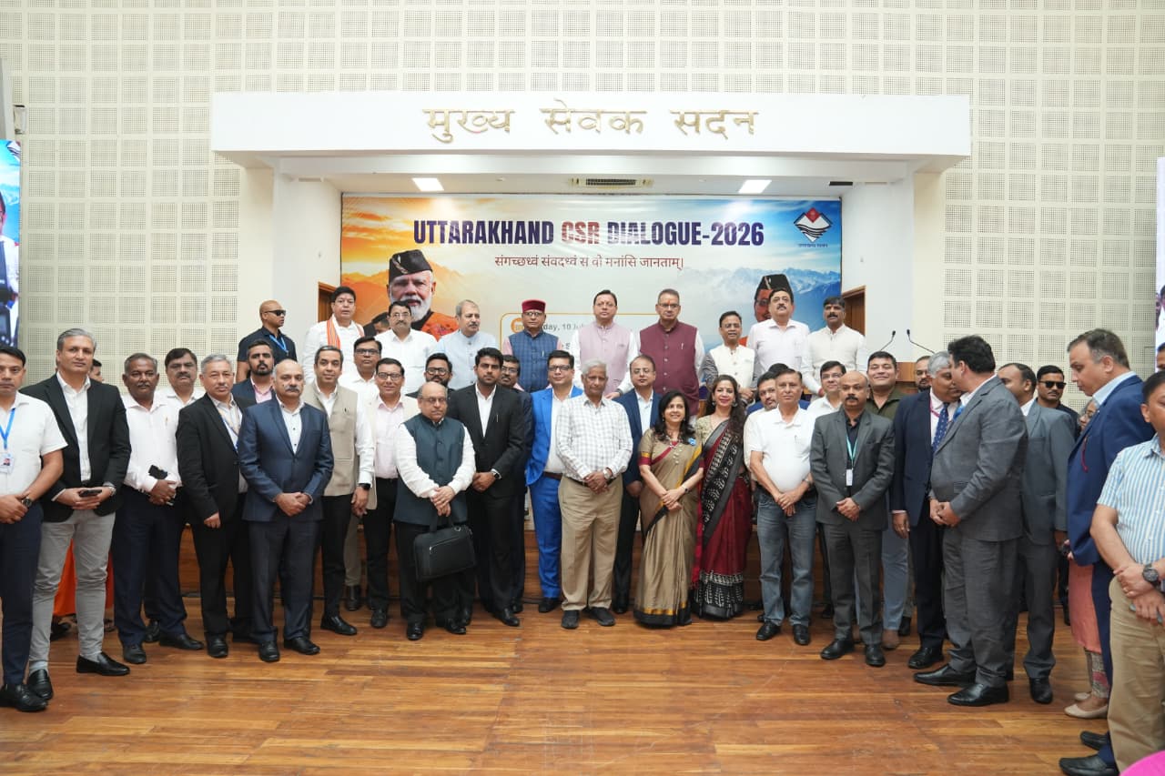 मुख्यमंत्री पुष्कर सिंह धामी ने ‘उत्तराखंड सीएसआर डायलॉग’ कार्यक्रम में उद्योग जगत के प्रतिनिधियों के साथ किया संवाद