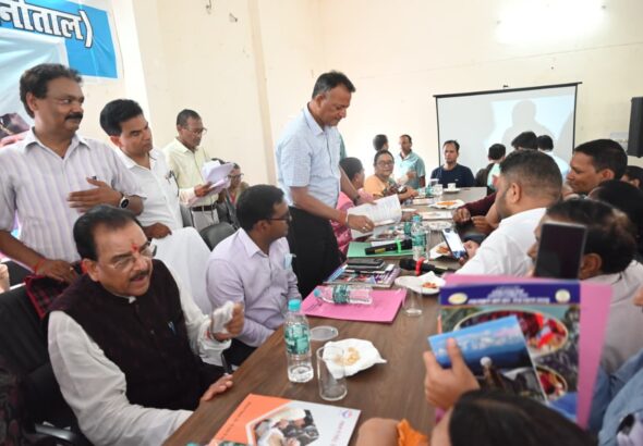 मुख्यमंत्री पुष्कर सिंह धामी के नेतृत्व में राज्यभर में संचालित हो रहा जन सम्पर्क अभियान, 73 कैम्पों में 64 हजार से अधिक लोगों ने की भागीदारी